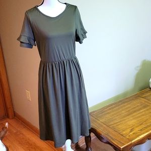 Short sleeve dress
